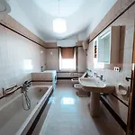 5 Stars - Sea Front Apartament *